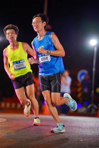 BIB: 40200, 40541
                            <button type="button" onclick="openModal(21514883)" class="btn btn-primary btn-sm float-right btn-popup" data-toggle="modal" data-target=".modal-high-quality">
                        <i class="fas fa-shopping-cart"></i> Add to Cart
                    </button>
                                            <button type="button" onclick="isThisMe(21514883, true)" class="btn btn-success btn-sm float-right btn-popup btn-isme hidden" data-toggle="tooltip" data-placement="bottom" title="นี่คือรูปของคุณใช่ไหม คลิกที่นี่เพื่อเอาเข้าอัลบั้ม">
                        <i class="fas fa-plus"></i> Add to album
                    </button>
                    <button type="button" onclick="isThisMe(21514883, false)" class="btn btn-warning btn-sm float-right btn-popup btn-isnotme hidden">
                        <i class="fas fa-ban"></i> Remove from album
                    </button>